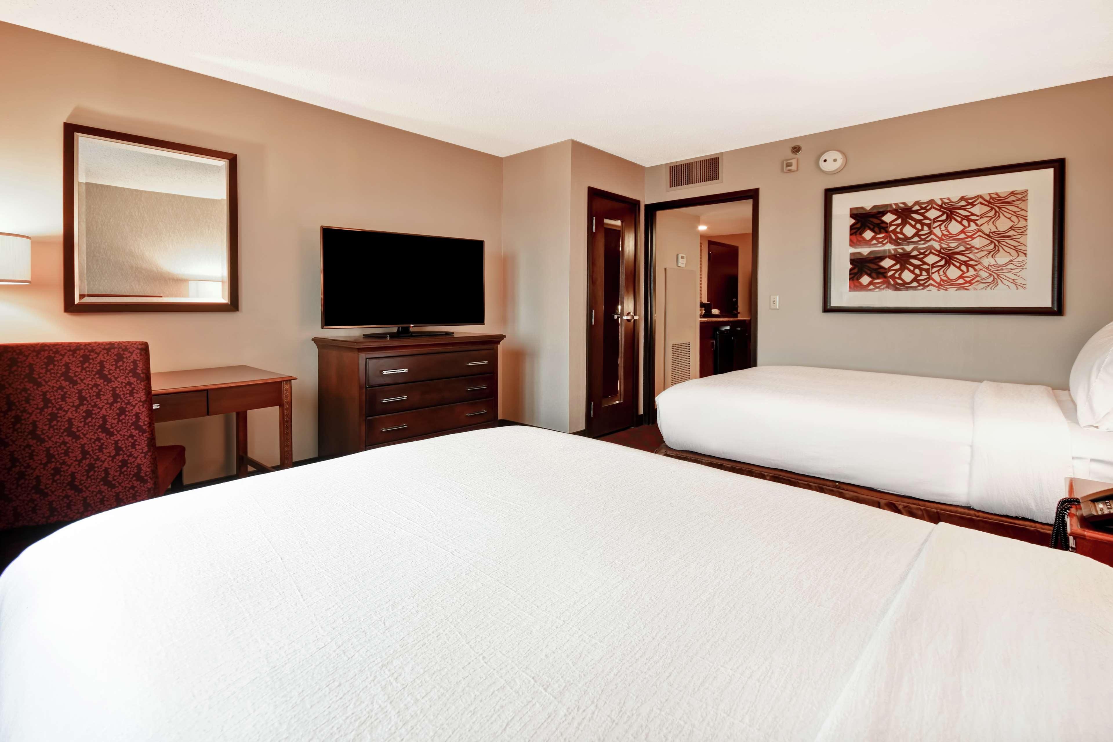 Embassy Suites By Hilton Dulles Airport Herndon Exteriör bild