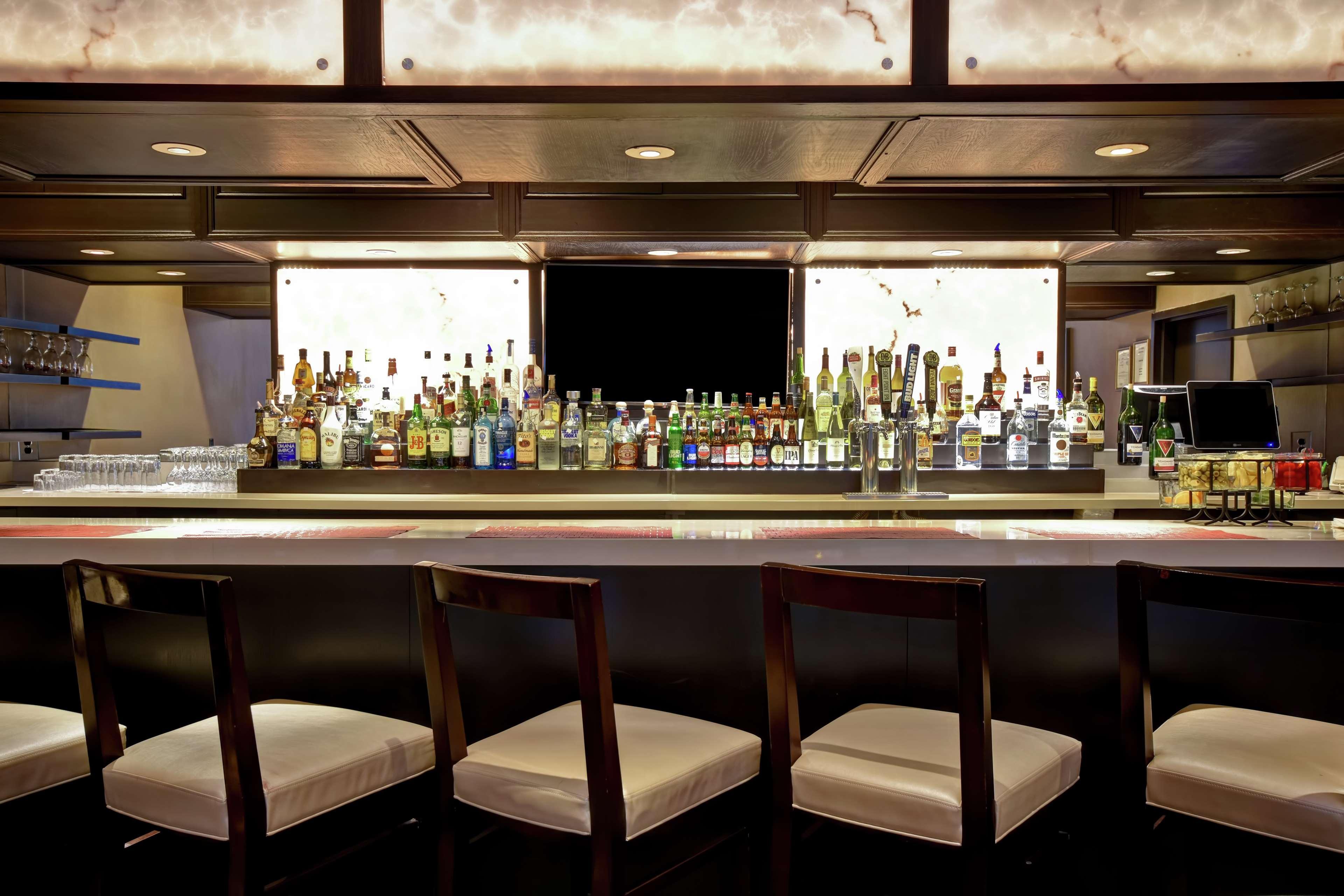 Embassy Suites By Hilton Dulles Airport Herndon Exteriör bild