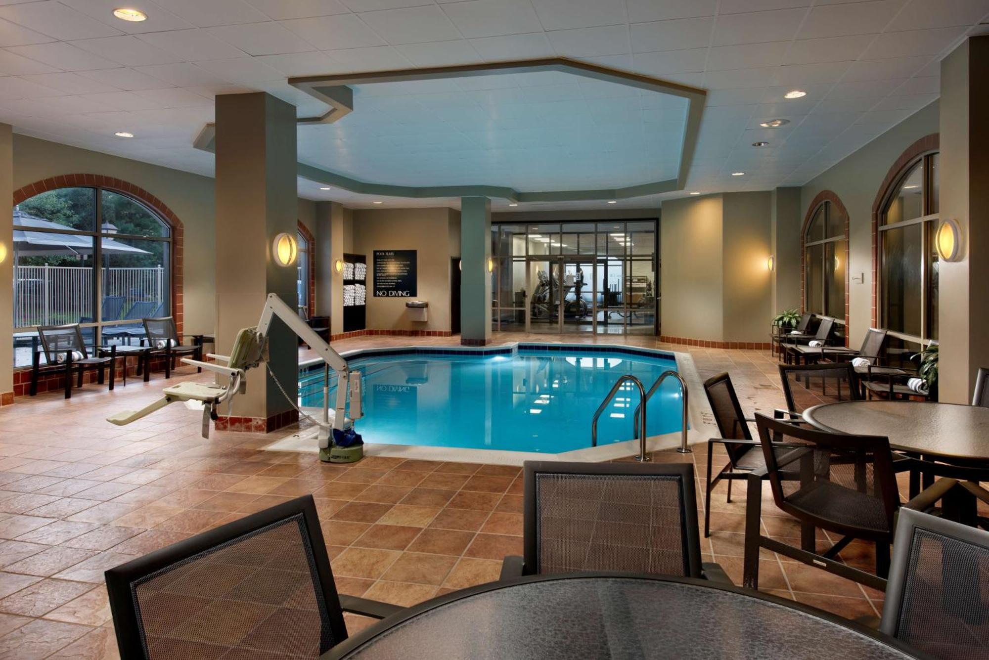 Embassy Suites By Hilton Dulles Airport Herndon Exteriör bild